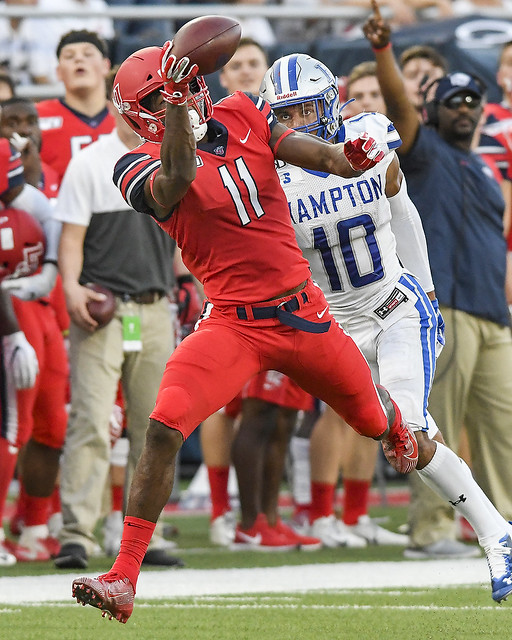 Photos Football vs Hampton A Sea of Red