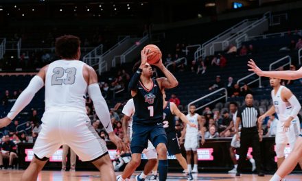 Liberty utilizes 15-0 run to defeat Grand Canyon, move to 11-0
