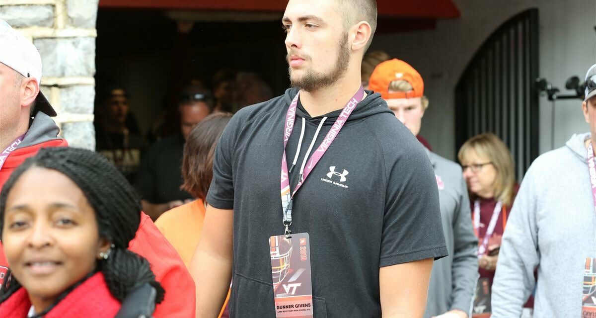 Local product Gunner Givens is one of the top OT in the country