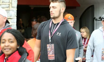 Local product Gunner Givens is one of the top OT in the country