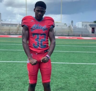 Under The Radar Stars: 2022 DE Mason Thomas