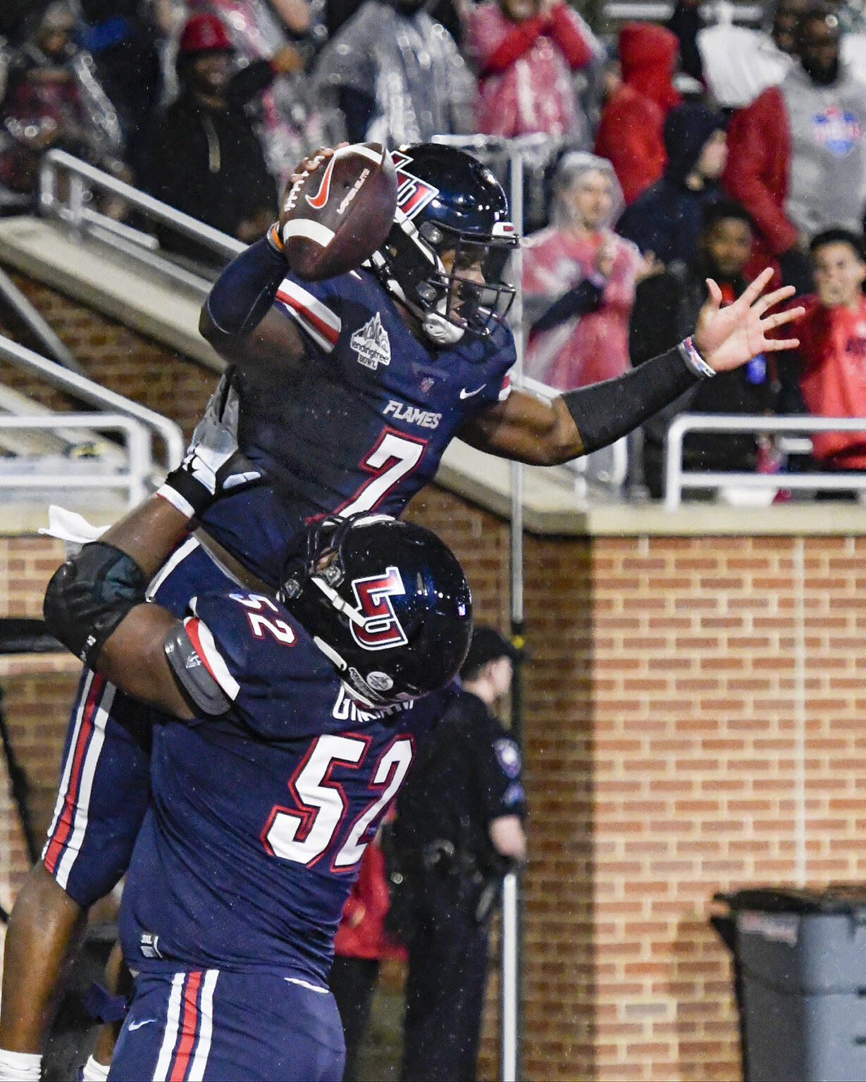 Photo Gallery – 2021 Lending Tree Bowl | A Sea of Red