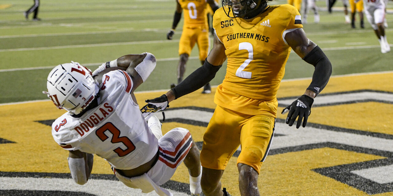 Liberty overcomes injuries, 4th quarter deficit for 4OT win at Southern Miss