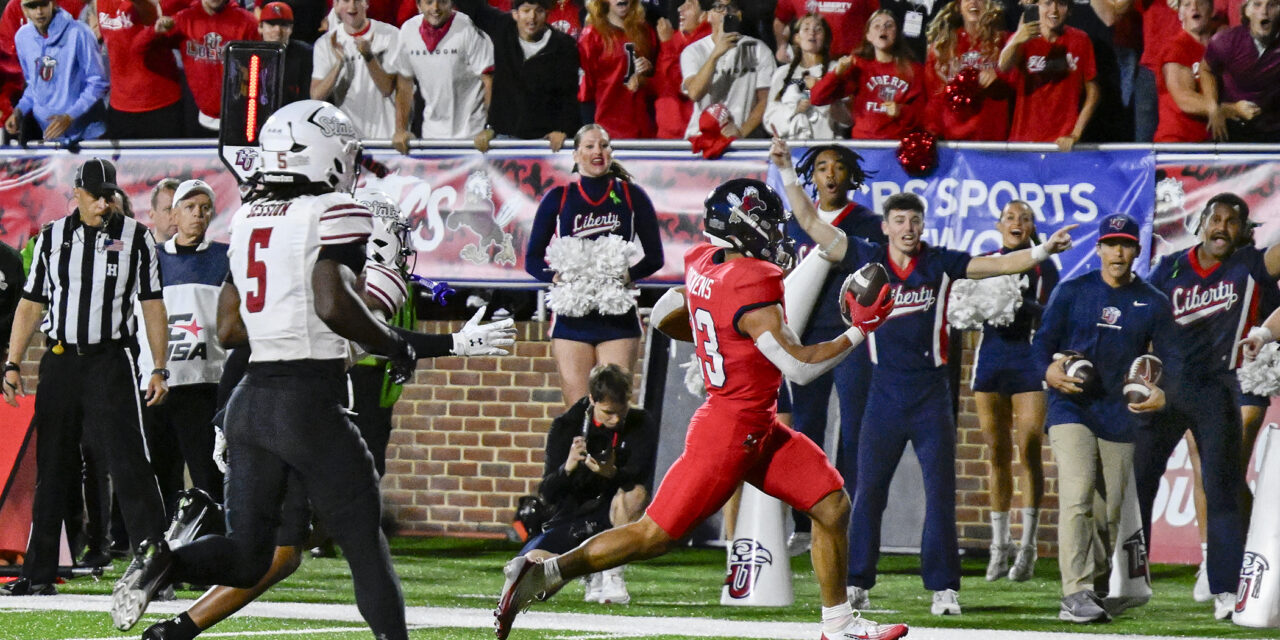 Dickens touchdown in final minute pushes Liberty past New Mexico State