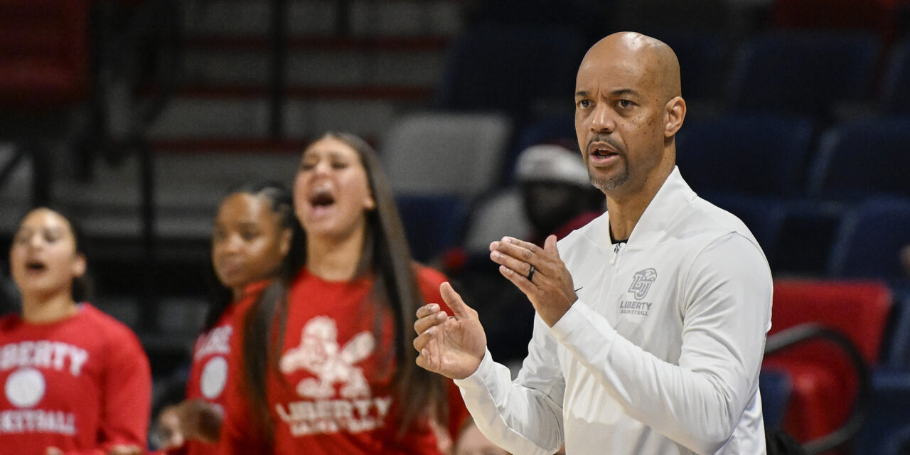 Liberty sweeps weekend homestand, defeats UTEP, NMSU