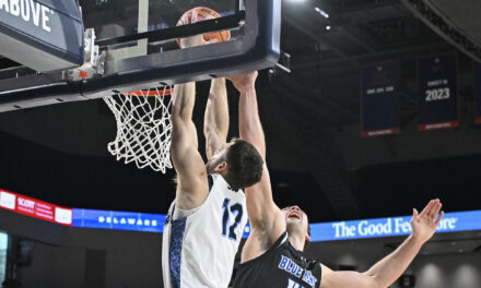 Decker’s 25 points leads Liberty past Delaware, 67-51
