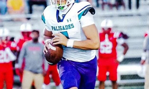 Liberty picks up commitment from 2027 QB Cole Hough