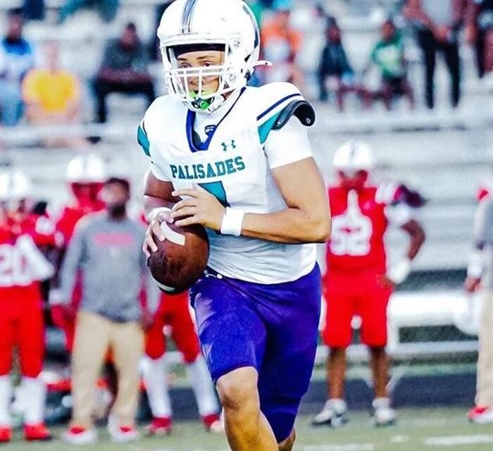 Liberty picks up commitment from 2027 QB Cole Hough