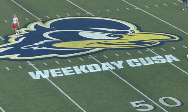 Liberty beats Delaware, 30-14